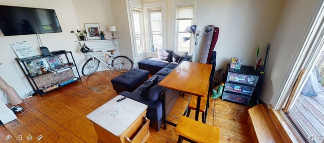 Photo - 24 Reedsdale St