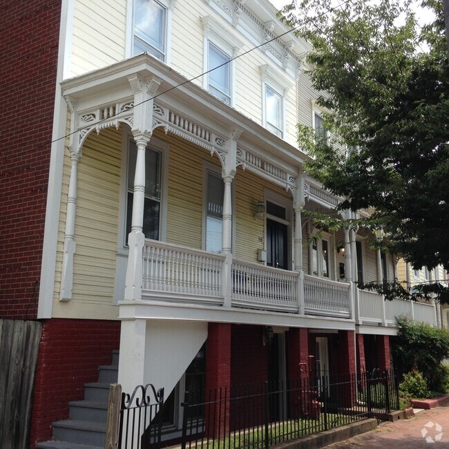 Building Photo - 310 W Leigh St Rental