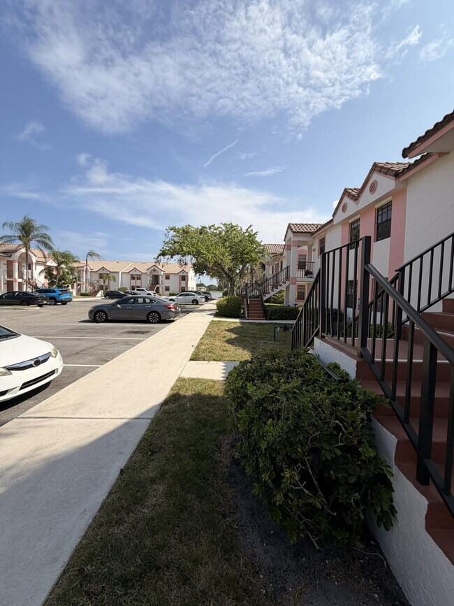 Photo - 301 Norwood Terrace Unit 128