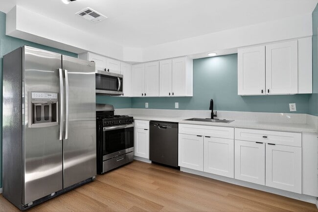 Photo - 44440 Acacia Dr Apartamento Unidad 1