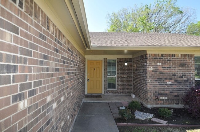 Photo - 616 Mountain Laurel Ln