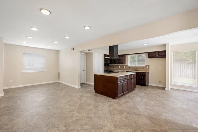 14126 Saddlebend Dr