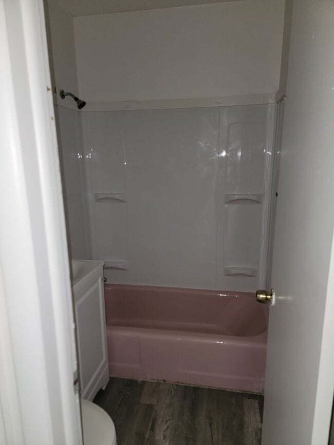 Photo - 2BR/1BA Updated Home – Vouchers Welcome!