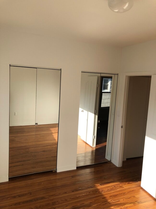 Photo - 27 Alton Pl Unit 2