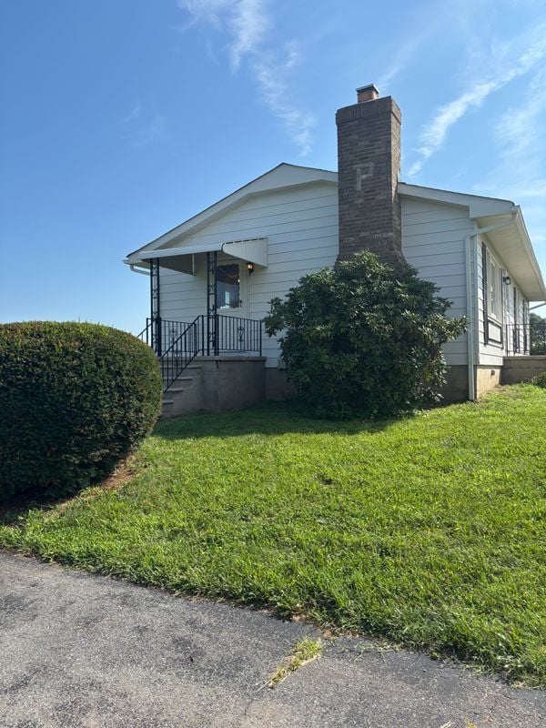 Photo - 21001 Westerly Ave