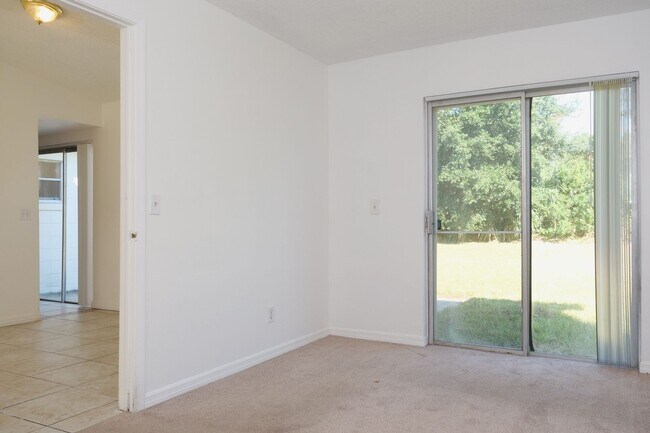 Photo - Spacious 4/2 home with 2 car garage Availa...