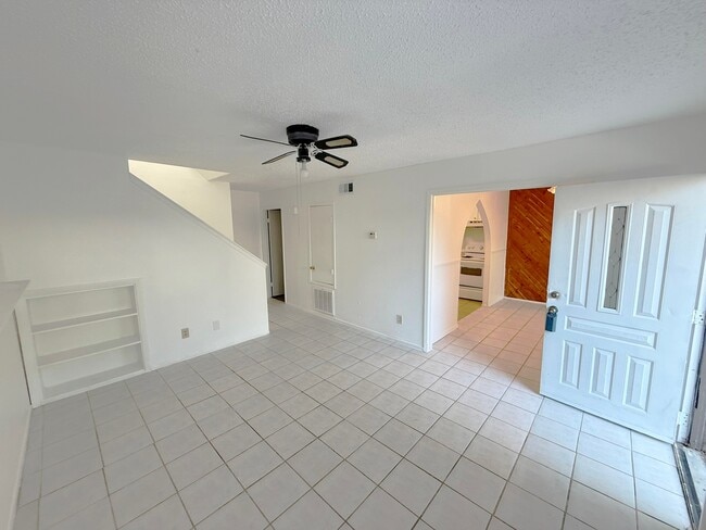 Photo - 5321 Pinewilde Dr Unit True