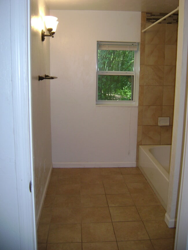 Photo - 412 NW 10th St Unit 412