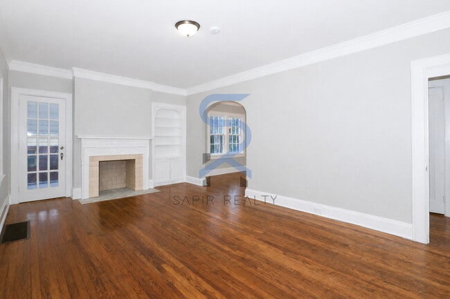 Photo - Move in before February 15th and choose your reward: a $250 Amazon Gift Card or a 55" Smart TV!