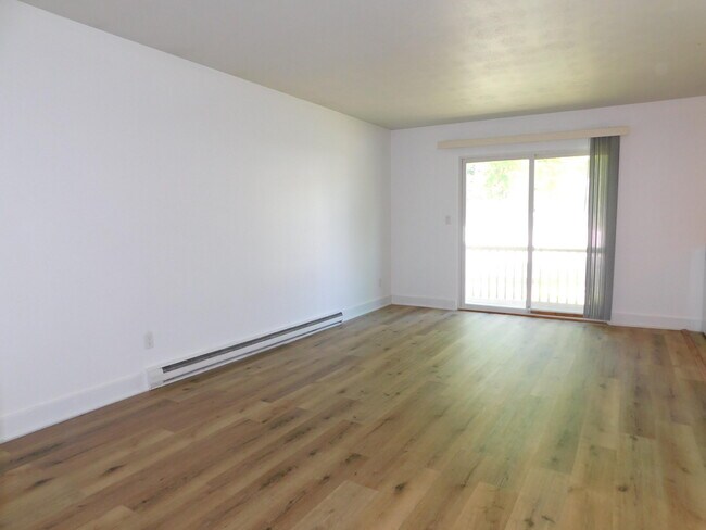 245 Brookridge Ct Unit 2