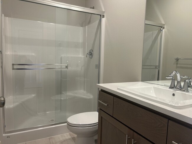 Downstairs FULL bath - 535 Withers Ct SE