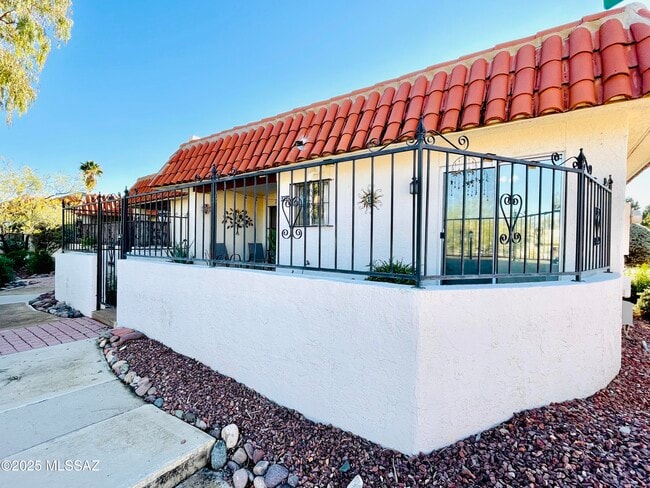5968 Sun County Blvd