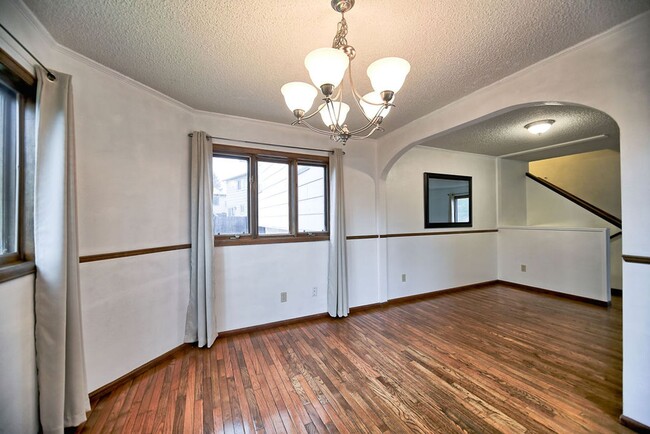 Building Photo - 4-Bedroom Home Near CSU | Fenced Yard & 2-Car Garage