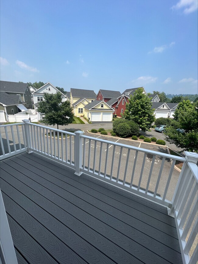 Photo - 526 Trailside Dr