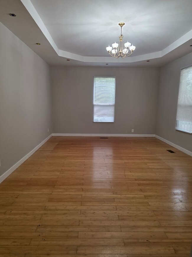 Photo - Spacious Downtown Monticello Home for rent