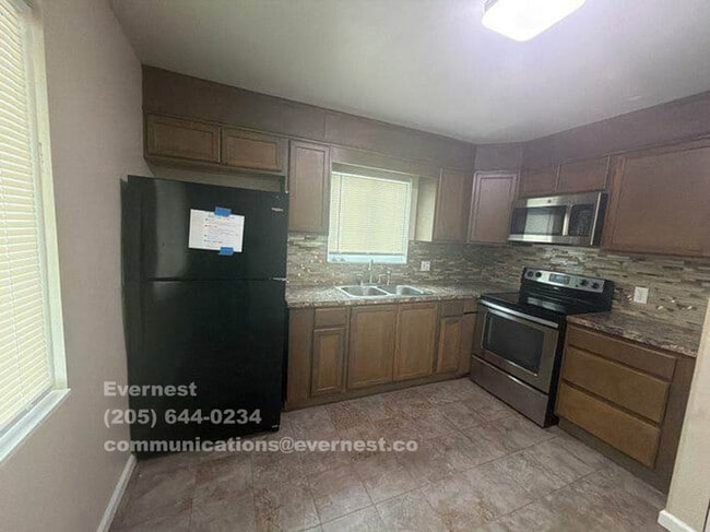 Photo - 972 Concord Ave