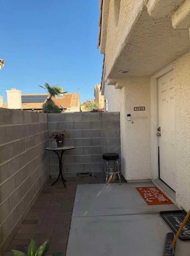 7041 Harbor View Dr