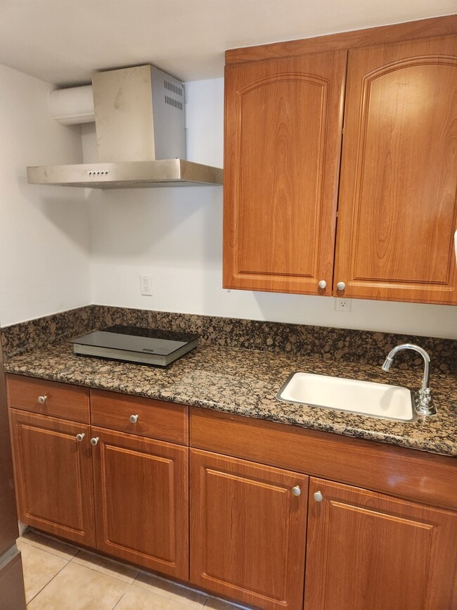 Photo - 4921 Kester Ave