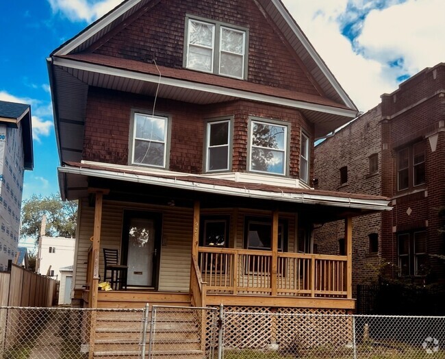 Building Photo - 935 N Massasoit Ave Rental