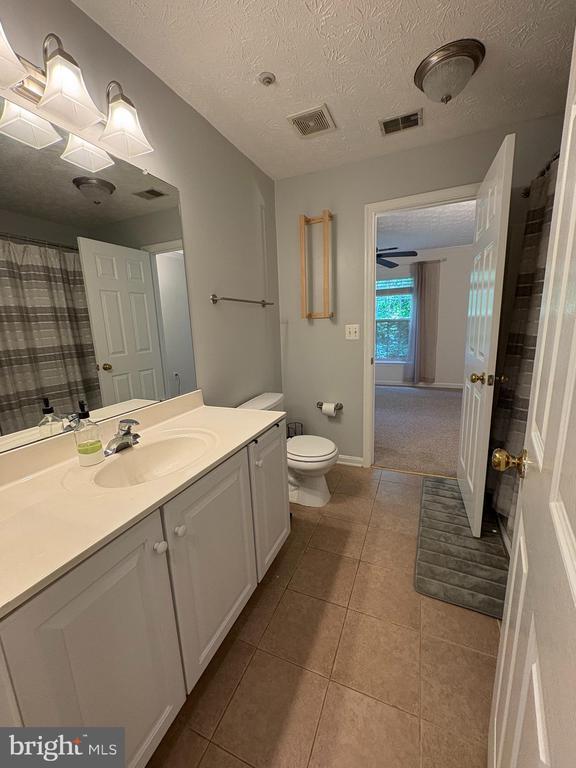 Photo - 653 Burtons Cove Way Unit 1