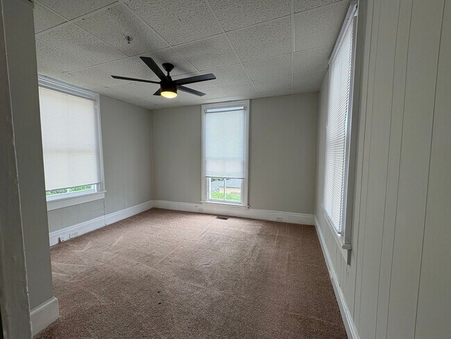 Photo - 1055 Walnut St Unit C