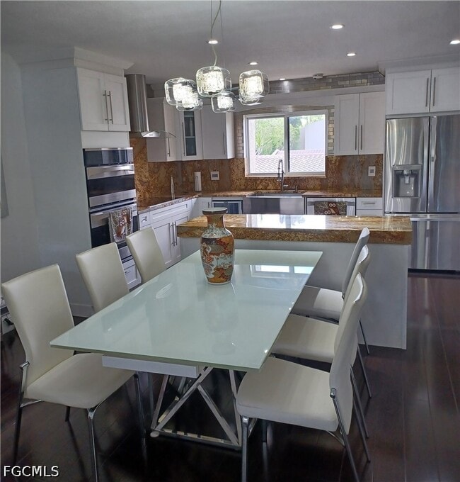 Building Photo - 4250 Steamboat Bend Unit 206