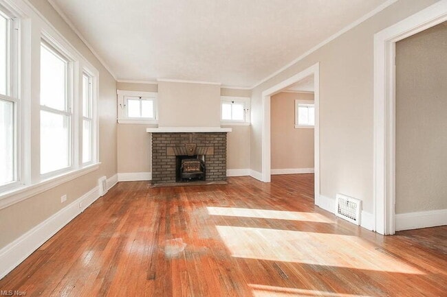 Photo - 4730 Blythin Rd