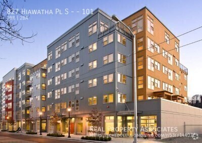 Building Photo - 827 Hiawatha Pl S Unit 101 Rental