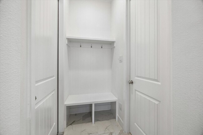 Photo - 311 Sikes St