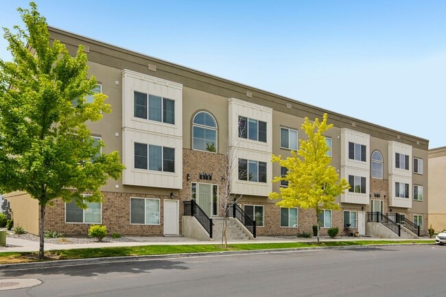 Building Photo - Easton Park in American Fork