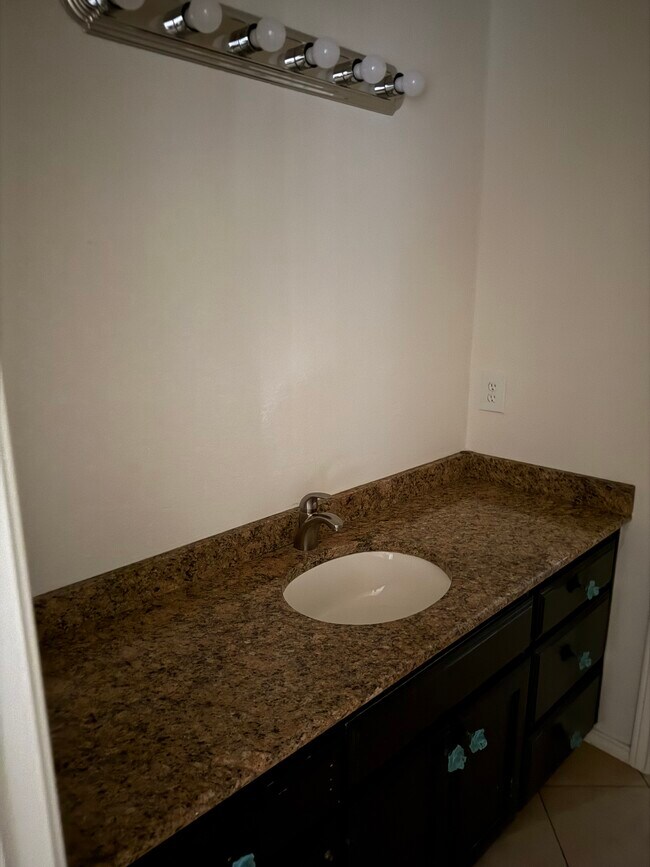 Photo - 912 Smokerise Cir