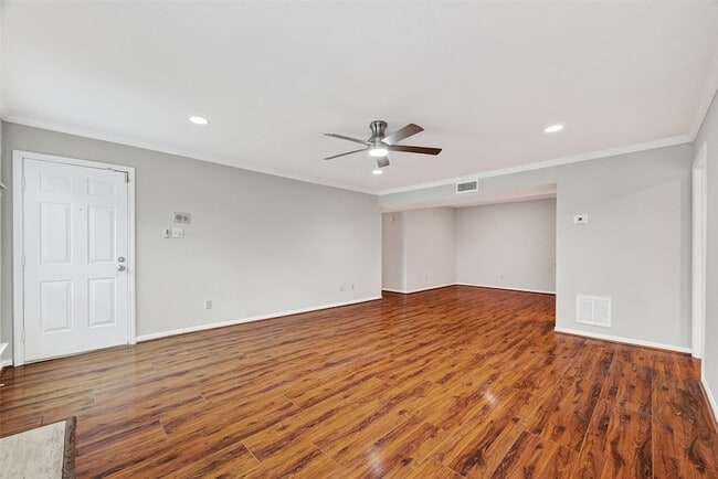 3700 W Clay St Unit 244