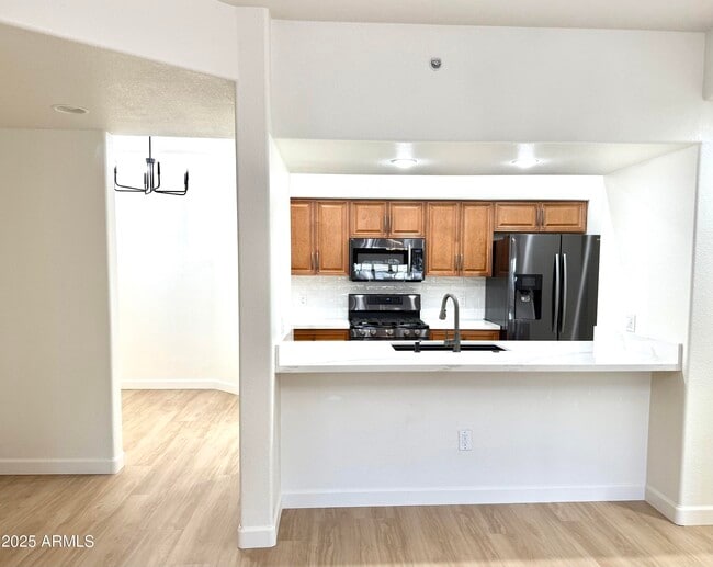 Photo - 7401 W Arrowhead Clubhouse Dr Unit 1015