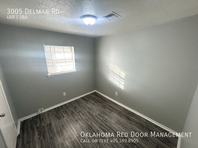 Photo - 3005 Delmar Rd