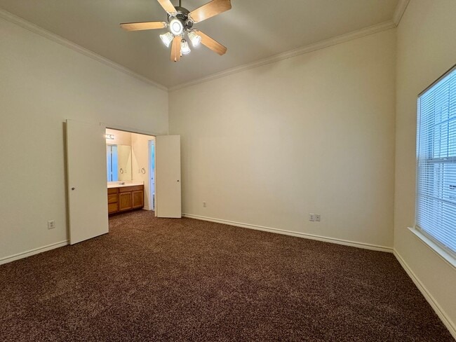 Photo - Duplex