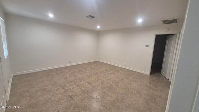 9009 W Elm St