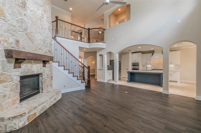 Photo - 2732 Waverley Dr