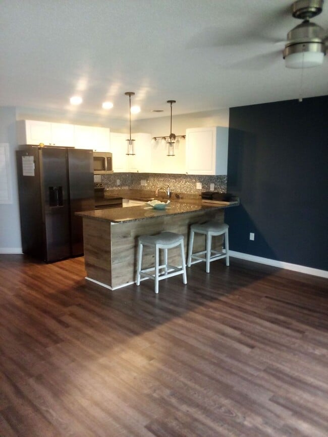 Photo - Golf Colony VIII