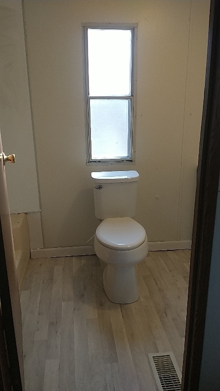 Photo - 24555 IL-127