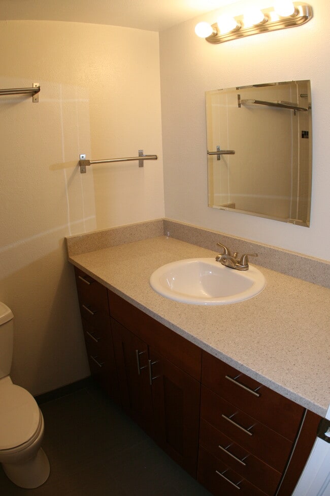 Photo - 20 S Boulder Cir