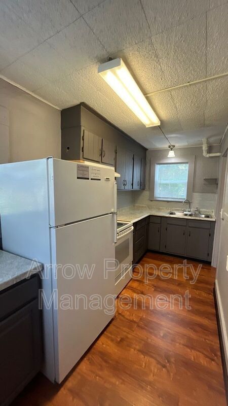 Photo - 1215 Peach St Unit 6