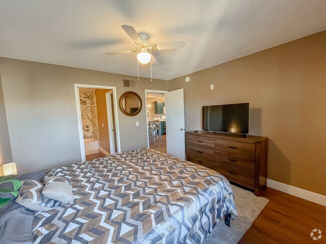 Building Photo - 7885 W Flamingo Rd Unit 2037 Rental