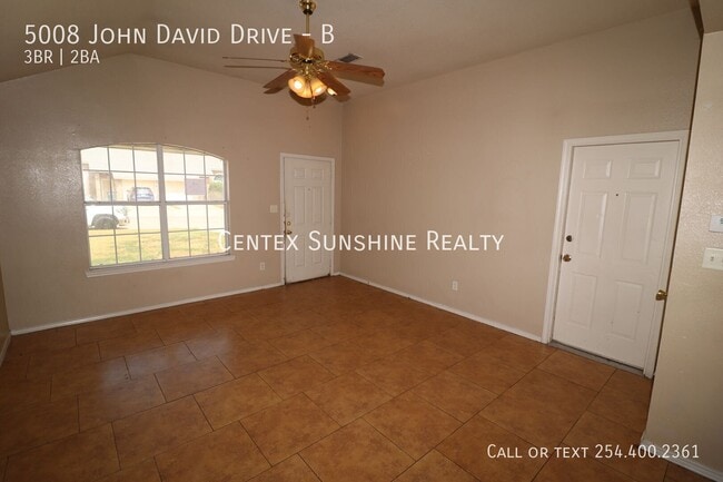 5008 John David Dr Unit B
