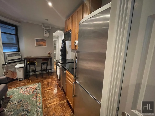 Photo - East 23rd Street Unidad 2