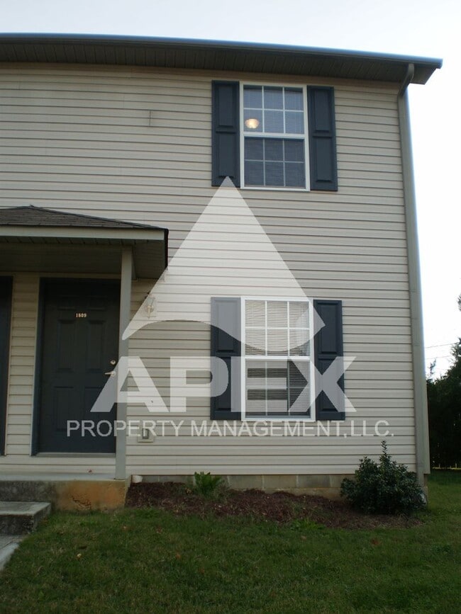 Building Photo - Nice 2 Bd | 1.5 Ba Townhouse in West Knox ... Unit 1809