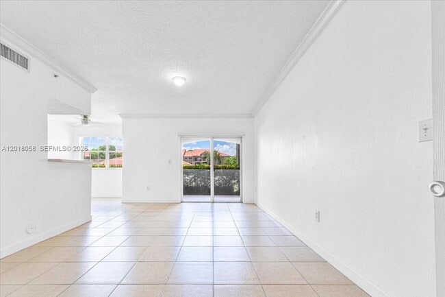 Photo - 11631 SW 2nd St Unit 20103