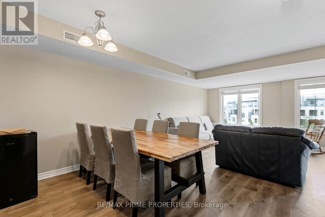 Photo - 287 Titanium Private Unité B