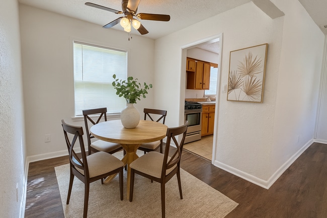 Photo - 3816 SE 25th St