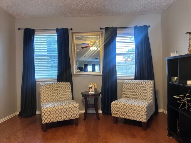 Photo - 5417 Ennis St Unidad 3