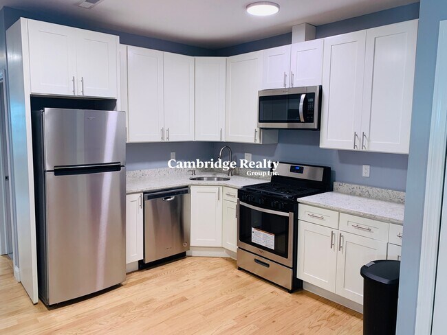 Photo - 95 Munroe St Unit 95